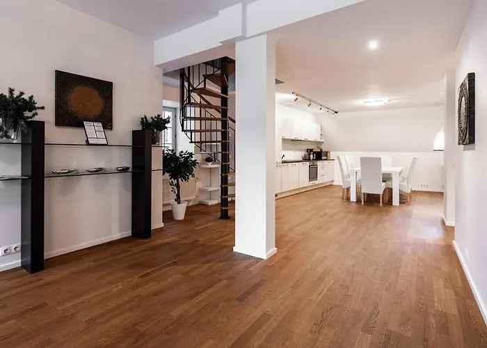 Airhome - Raekoja Plats Apartment