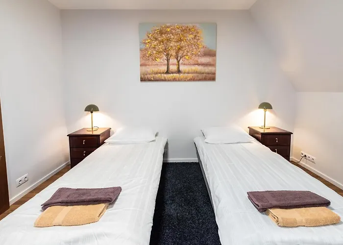 Airhome - Raekoja Plats