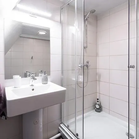 Airhome - Raekoja Plats Daire Tallinn