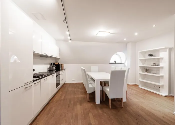 Airhome - Raekoja Plats * Ταλίν