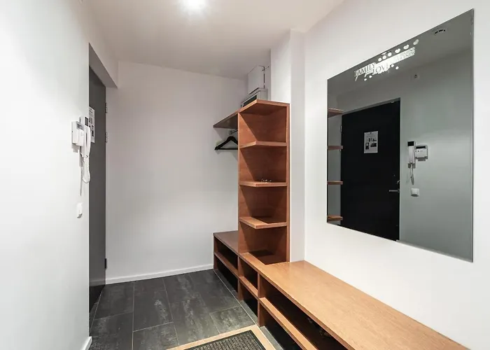 Airhome - Raekoja Plats